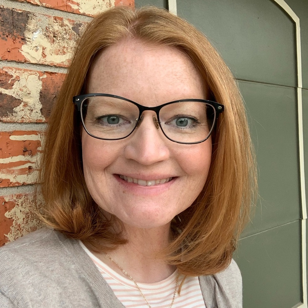 Meet your Posher, Jessica.